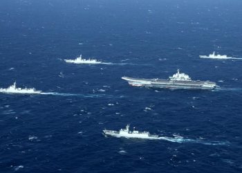 ΕΚΤΑΚΤΟ-Σε ύψιστη ετοιμότητα ο κινεζικός Στρατός αφού οι ΗΠΑ ενεργοποιούν πολεμικό αεροδρόμιο στο νησί Τινιάν