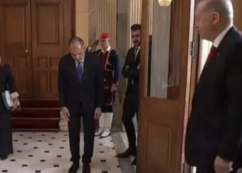 ΠΟΠΗ ΖΩΗ : ΕΛΛΑΔΑ = ΝΕΟΘΩΜΑΝΙΚΗ ΑΠΟΙΚΙΑ