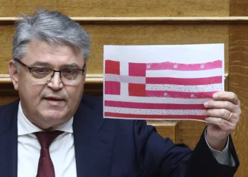 Νατσιός: «Ποιος εξοπλίζει τα παιδιά μας με τα σύγχρονα ηλεκτρονικά αποβλακωτικά;»