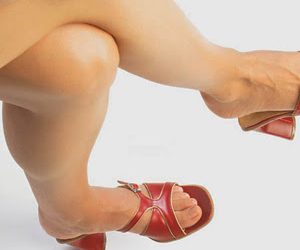 Φυσικά διουρητικά για την κατακράτηση υγρών. Τι να φάτε για να υποχωρήσει το πρήξιμο;
