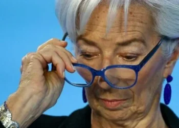 Αντιρρήσεις από την ΕΚΤ για τον περιορισμό της χρήσης μετρητών στην Ελλάδα