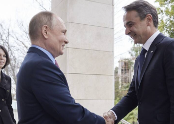 Άνοιγμα – έκπληξη στη Ρωσία ετοιμάζει ο Κυριάκος;