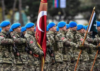 Σε βαθιά κρίση ο τουρκικός στρατός (;): Πόλεμος «ισλαμιστών» – «κοσμικών» για τον Ataturk – Έντονοι φόβοι για πραξικόπημα