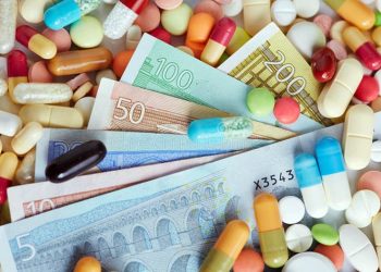 Πώς ο Τζων Ροκφέλερ εξαφάνισε τις φυσικές θεραπείες και έστησε την φαρμακευτική κερδοσκοπία