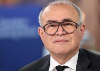 Nouriel Roubini: Αυτό είναι το νέο νόμισμα που θα βγάλει ευρώ, δολάριο και κρυπτονομίσματα από τη μέση – Τι είναι το flatcoin