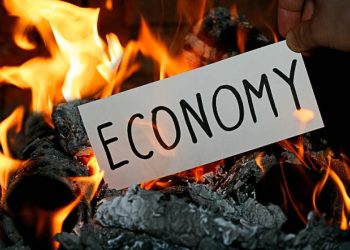 Προσεχώς ανάφλεξη στη μεγαλύτερη πυριτιδαποθήκη χρέους στον κόσμο – Οι όμορφες οικονομίες όμορφα καίγονται…