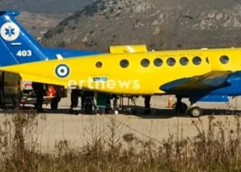 Άρτα: Επείγουσα αεροδιακομιδή στην Αθήνα για 14χρονο που πήγε να πει τα κάλαντα και κατέρρευσε!