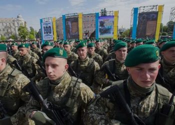 Η σφαγή των αμνών – Όπως ο Hitler έτσι και ο Zelensky στέλνει 17χρονους Ουκρανούς στον πόλεμο με τη Ρωσία