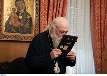 Ιερώνυμος υπέρ ψηφιακής ταυτότητας: Πήγα στο χωριό μου και έβγαλα – ΒΙΝΤΕΟ
