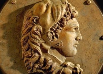 Γιατί η σoρός του Μ. Αλεξάνδρου είναι στην Ήπειρο !