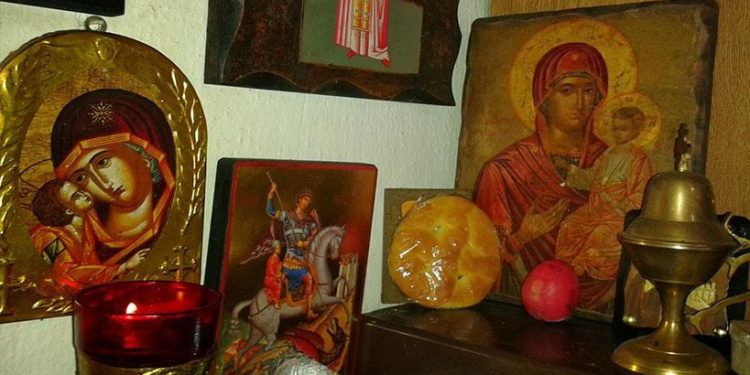 Βάζετε ορθόδοξες Εικόνες στα σπίτια σας