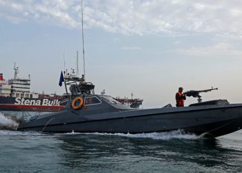 Ιράν: Διοικητής των Φρουρών της Επανάστασης απειλεί με «αποκλεισμό της Μεσογείου»
