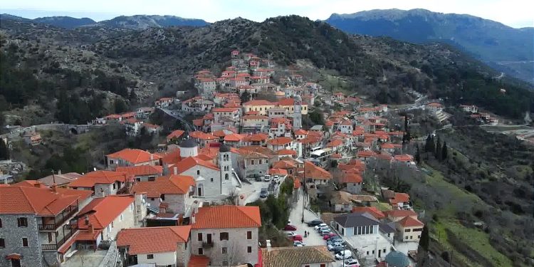 Δημητσάνα: Η αρχόντισσα της ορεινής Αρκαδίας (βίντεο)