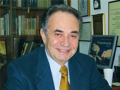 Έστειλα στον «αγύριστο» το 2023 που σύντομα τελειώνει… Κοινωνιολογική ανασκόπηση Πιπερόπουλου για το 2023 στον Flash99.4FM