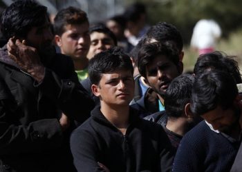 Πακιστανός υπουργός «αδειάζει» την κυβέρνηση: «Στέλνουμε 500.000 εργάτες για κατασκευές στην Ελλάδα»!