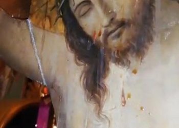 Όταν έτρεξε αίμα και μύρο από τον Εσταυρωμένο! Στο Παρεκκλήσι του Αγίου Ανδρέα στο Γηροκομείο Αθηνών