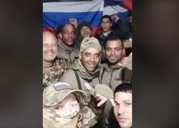 Κουβανοί εθελοντές κατατάσσονται μαζικά στον ρωσικό Στρατό και πολεμούν στην Ουκρανία