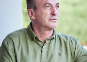 Έφυγε και ο εκπαιδευτικός Γιάννης Χριστόπουλος. Στέλεχος του ΠΑΣΟΚ και φίλος του Ανδρουλάκη