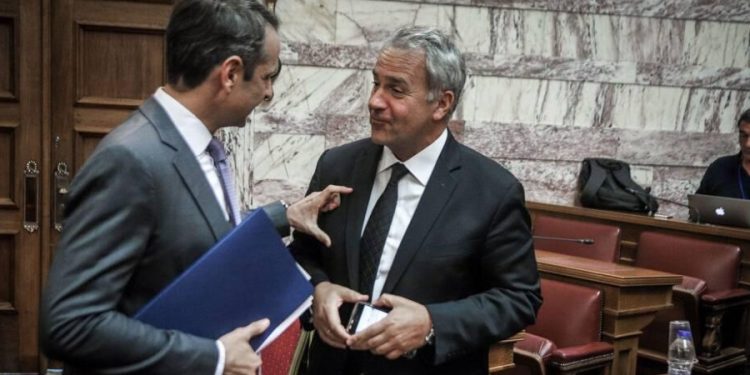 Κλασική κωλοτούμπα από Βορίδη στον γάμο ομόφυλων ζευγαριών: Τελικά ψηφίζει… αποχή