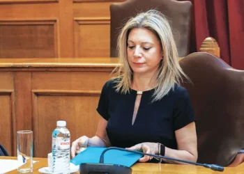 Μανώλης Κοττάκης : «Κρίμα να εξευτελίζεται η δημοκρατία!»