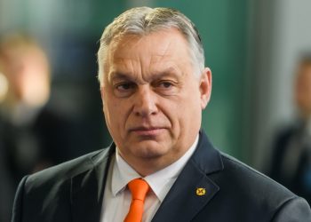 Το «εφιαλτικό», για τις Βρυξέλλες, σενάριο ο Orbán να ηγηθεί της ΕΕ – Η γκάφα του Michel και το κενό ηγεσίας