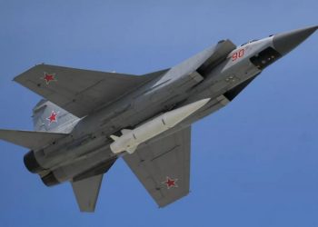 Σφοδρά ρωσικά χτυπήματα με πυραύλους Kinzhal αποτελειώνουν την Ουκρανία – Σαρωτικό πλήγμα και στο αεροδρόμιο για τα F -16