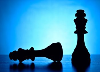 Γιατί η Ελλάδα χρειάζεται ένα καθαρό δεξιό πόλο… που θα αθροίζει δυνάμεις από ακροδεξιά έως δεξιά με στόχο 20%