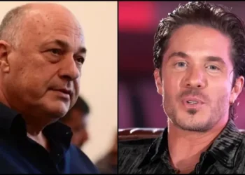 Αχιλλέας Μπέος: «Μέγας μάγκας ο Οικονομόπουλος, πάνε να καταργήσουν τους όρους πατέρα και μητέρα»