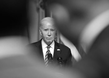 Άρθρο-κόλαφος για τον Biden από τον Economist> Πως ο νυν πρόεδρος και η παρέα του υπνοβατούν προς την καταστροφή (τους)