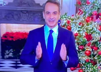Ο πρωθυπουργός του 20% παριστάνει τον Καίσαρα…