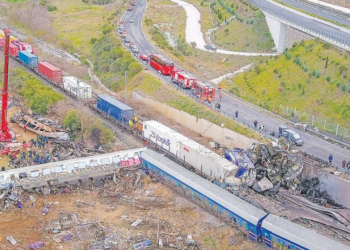 Τέμπη: Η ΝΔ πήγε να φορτώσει το δυστύχημα στο νεκρό μηχανοδηγό!