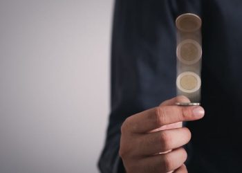 Κορωνοϊός-γράμματα η τύχη της ανθρωπότητας Θυμήσου: …Το κέρμα είναι ακόμη στον αέρα!