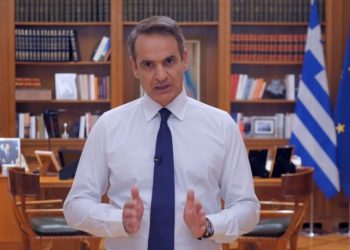 Guardian: Θα γίνει ο γάμος των ομόφυλων το Βατερλώ του Μητσοτάκη; Η μεγαλύτερη πρόκληση