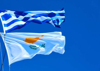 Επιφυλλίδα Κρινιώς Καλογερίδου : Οι ”αναντικατάστατοι” που δεν ήθελαν την Κύπρο τουρκικό προτεκτοράτο