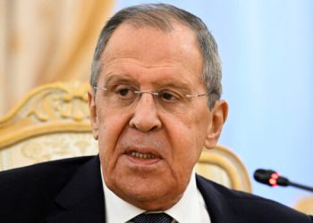 Ο Λαβρόφ «κάρφωσε» τον Μακρόν για μυστικές συνεννοήσεις με την Ρωσία!