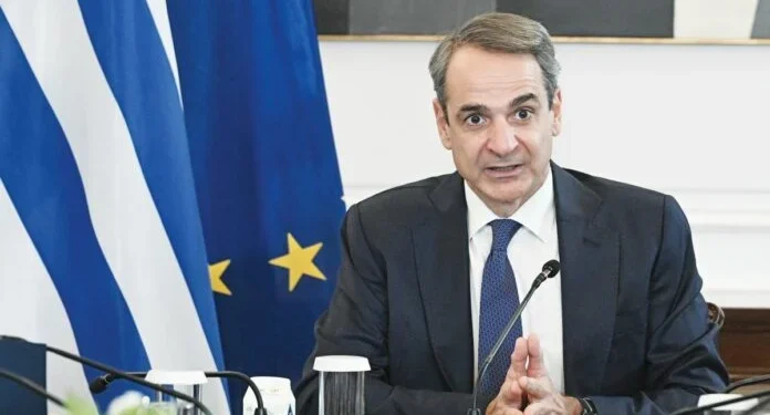 Παζάρι στο Μαξίμου για τους γκέι γάμους