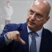 Γ.Οικονόμου κατά του ν/σ για τα ομοφυλόφιλα ζευγάρια: «Κινδυνεύουμε να μας εγκαταλείψουν οι ψηφοφόροι μας αν τους προδώσουμε»
