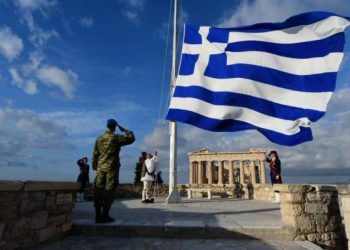 Επιφυλλίδα Κρινιώς Καλογερίδου : ”Μαζεύουν σύνεργα να μας αλλάξουν”, αλλά η φιλοπατρία δεν πολεμιέται…