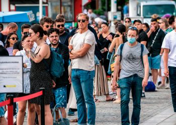H κυβέρνηση της Σουηδίας προετοιμάζει τους Σουηδούς για πόλεμο!