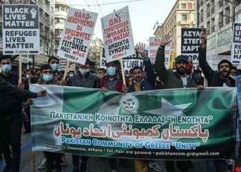 ΑΠΟΣΤΟΛΟΥ : ΤΟ ΛΑΘΡΟΜΕΤΑΝΑΣΤΕΥΤΙΚΟ ΠΝΙΓΕΙ ΤΗΝ ΕΛΛΑΔΑ