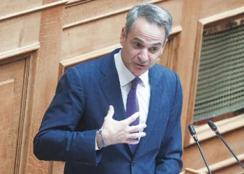 Μανώλης Κοττάκης : Πρέπει να επιλέξει ποια ήττα επιθυμεί