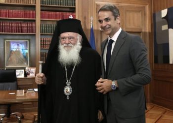 Ιερώνυμος: Θα μπορούσε να γίνει δημοψήφισμα για τα ομόφυλα ζευγάρια