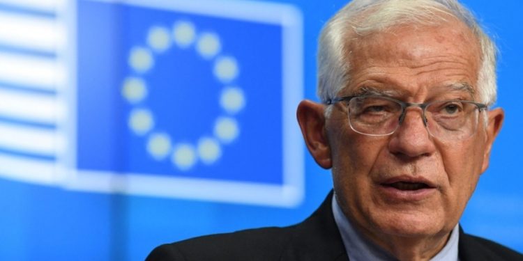 Ο ανεκδιήγητος Borrell για να μη χάσει το… βούτυρο, ζητά πόλεμο με τη Ρωσία – Medvedev: Στήριξη στα εθνικά κόμματα της ΕΕ, τα φοβούνται οι ελίτ