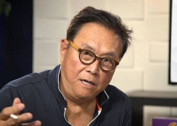 Kiyosaki: Μην πάτε κόντρα στη Fed, γ@@@στε τη – Οι ΗΠΑ είναι ένα φασιστικό κράτος, που καταστρέφει την παγκόσμια οικονομία