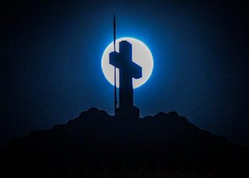 Μάθαμε πια, να μην ακούμε κανέναν