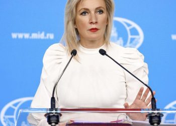 ΕΚΤΑΚΤΟ-Η Ζαχάροβα έστειλε προειδοποίηση στην Αθήνα που προωθεί 32 οβιδοβόλα τύπου Μ101Α1 στην διαδρομή Τσεχία-Ουκρανία