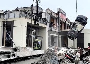 Οι Ουκρανοί χτύπησαν με HIMARS εστιατόριο στο Λουχάνσκ: 20 νεκροί και 10 τραυματίες