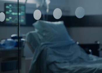 «Το πιο σκοτεινό πράγμα! Είναι γενοκτονία»: Το σατανικό πρόγραμμα που σόκαρε τον Τάκερ, vid