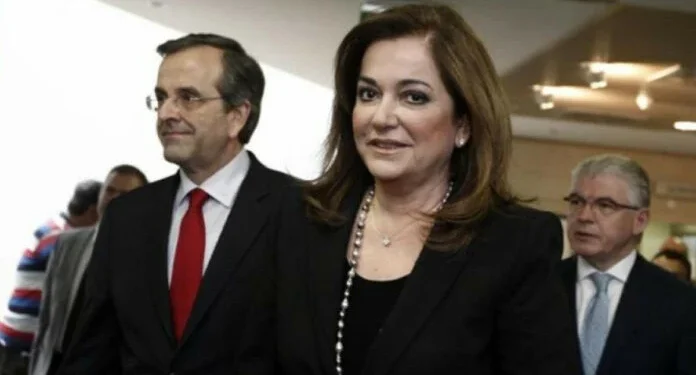 Ελ κλάσικο στη Βουλή: Ντόρα εναντίον Σαμαρά!