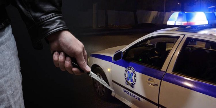 Αφγανός μαχαίρωσε αρχιφύλακα στην Ομόνοια και προσπάθησε να αρπάξει το όπλο άλλου αστυνομικού!